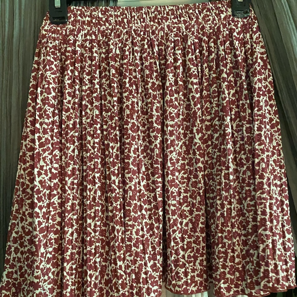 Loft skirt